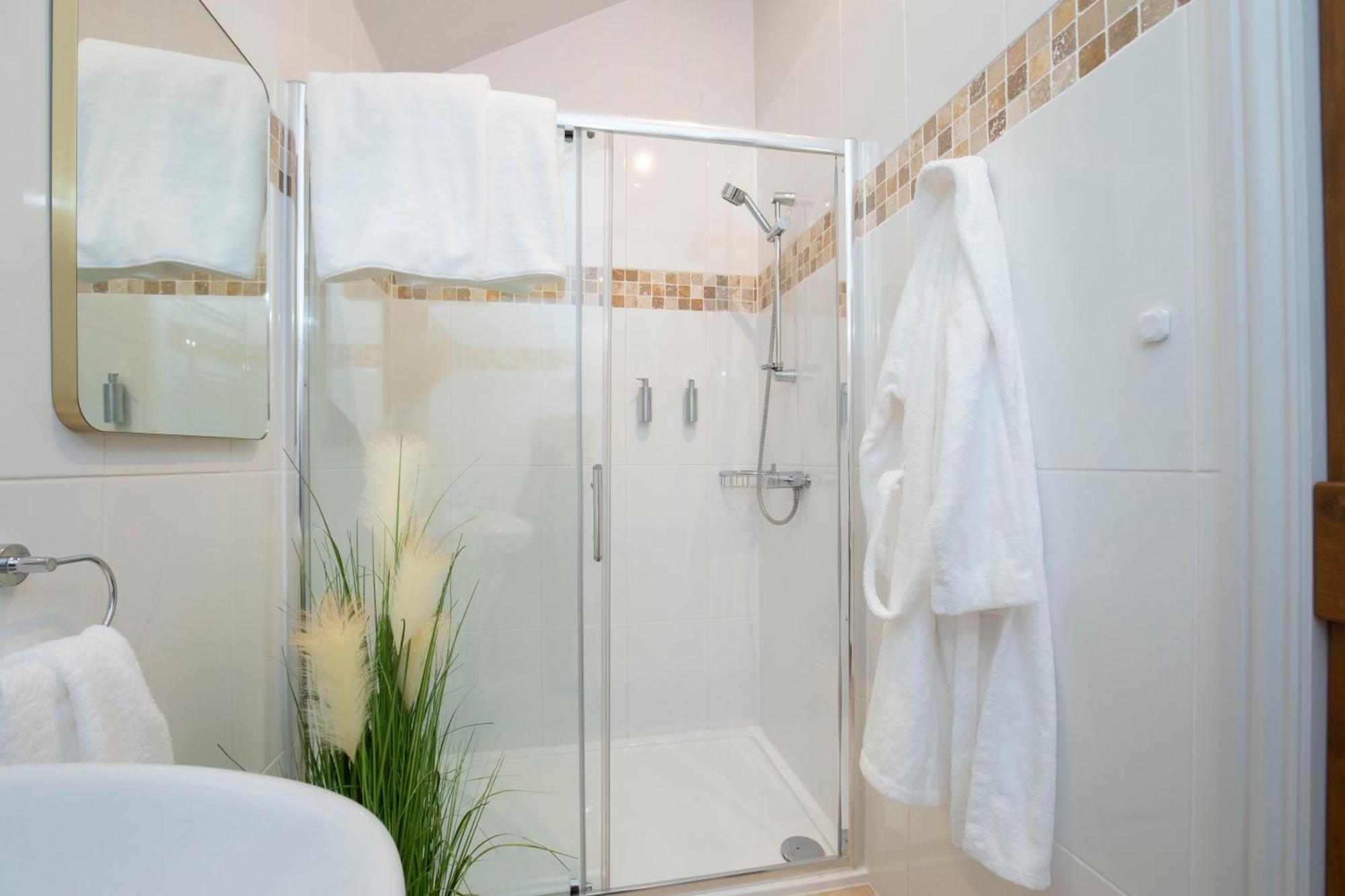Shurdington Stable Lodge - Boutique Bed & Breakfast מראה חיצוני תמונה