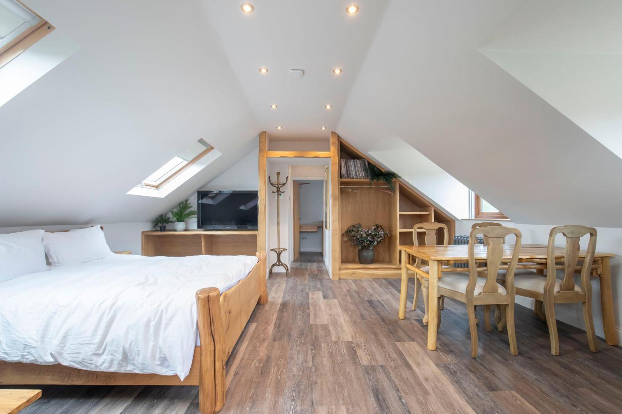 Shurdington Stable Lodge - Boutique Bed & Breakfast מראה חיצוני תמונה