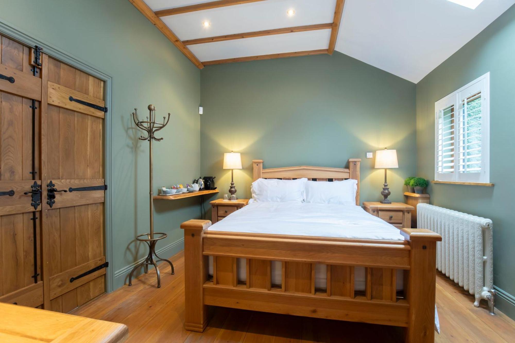 Shurdington Stable Lodge - Boutique Bed & Breakfast מראה חיצוני תמונה